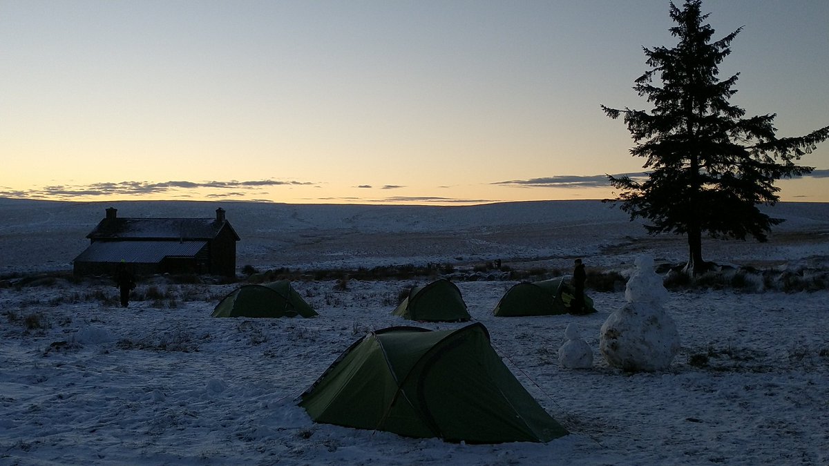 #dhsbccw @DHSBoys Ten Tors trainees were up in time to see the sunrise this morning. So fortunate our school supports us in adjusting our plans so students can have these experiences safely whatever weather Dartmoor provides in our outdoor classroom this week.