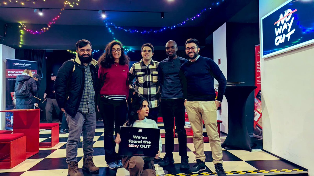 Workshop 2nd day: Team building activity in an escape room 🙂<a href="/knowgraphs/">KnowGraphs ITN</a>