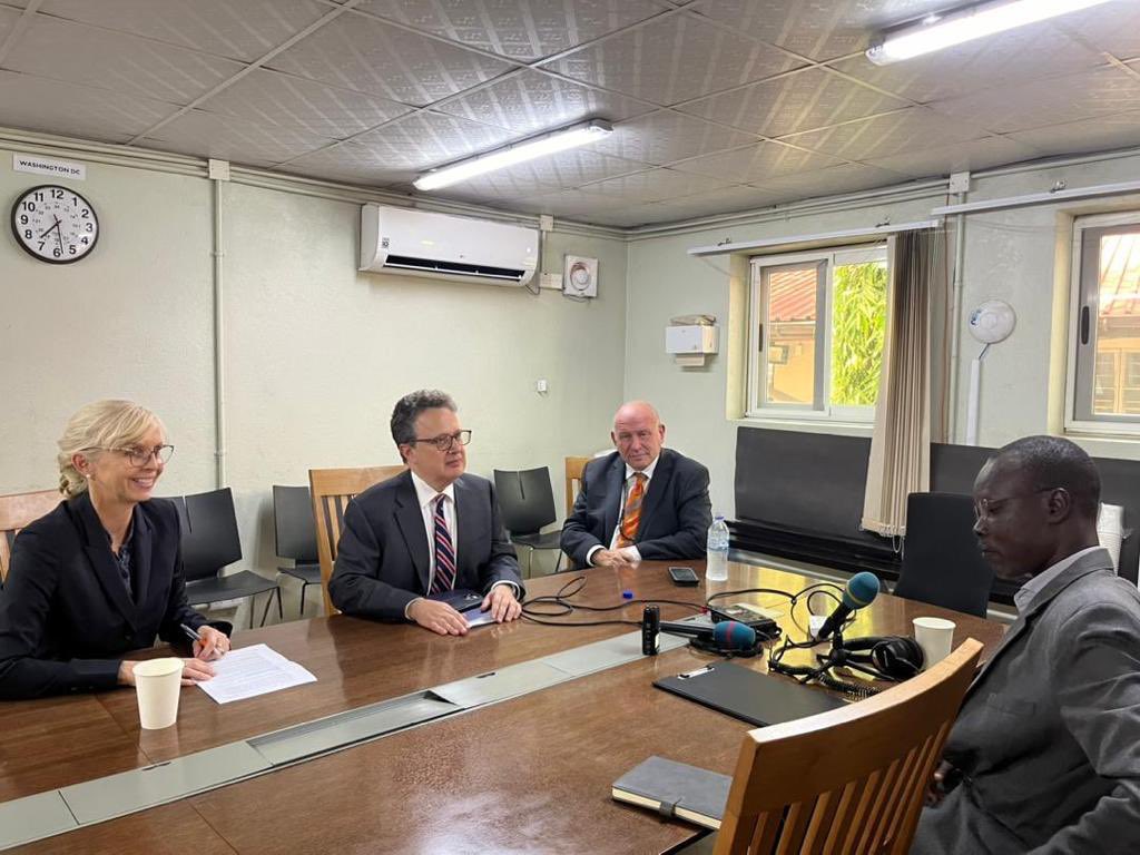 This afternoon, Troika 🇬🇧🇳🇴🇺🇸 Ambassadors discussed the importance of uniting and investing in efforts to tackle violence against women and girls. 

To listen to their conversation, tune into <a href="/RadioMiraya/">Radio Miraya</a> on Monday 4 December at 5pm! 

#16Days16WROs #EndGBV #SSOX