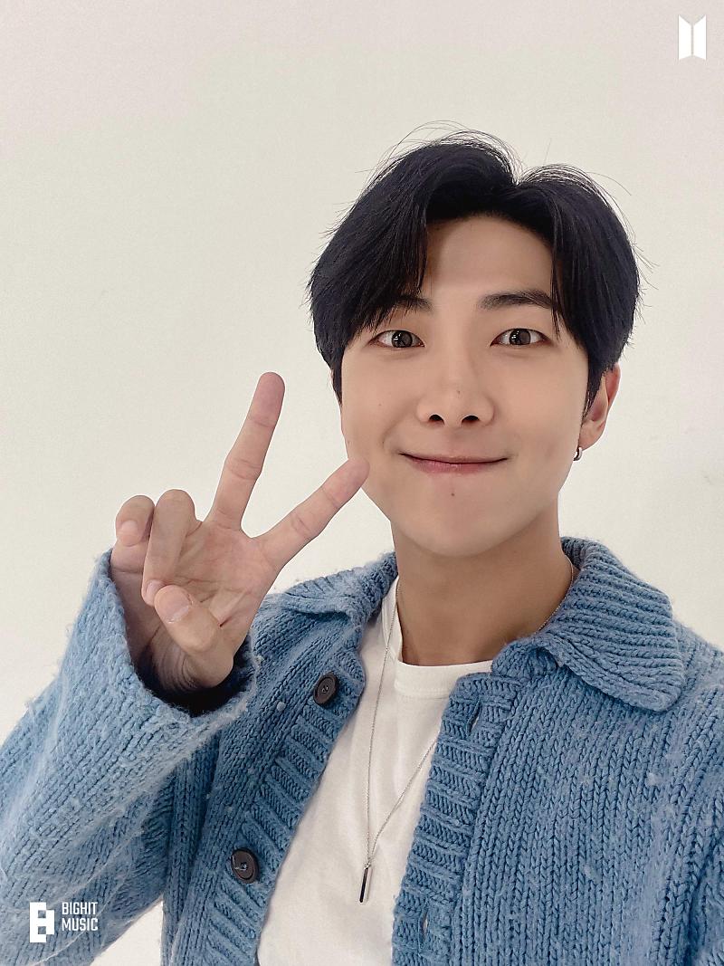 #남준아_Indigo_1주년축하해
#Indigo1stAnniversary
#남준이_들판에_놀러간지_1년
#RM_청춘모음집_Indigo_1주년
#남준아_20대를_선물해줘서_고마워
#불꽃에서_들꽃으로_함께한_1주년
#더_깊어진_색바램_indigo_1주년
#스물아홉까지의_남준_1집_indigo
#오늘도_놀러왔어_너의_들판에