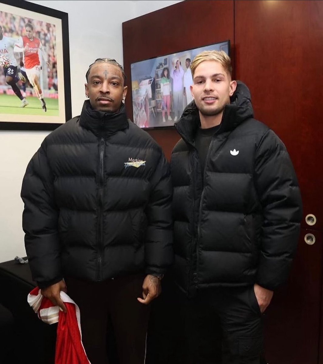 arsenalinside_'s tweet photo. Emile Smith Rowe x 21 Savage 🔥🥶 https://t.co/bToNJij20B
