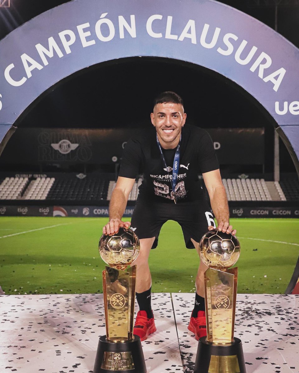 campu_a's tweet photo. BICAMPEÓNES🏆
Gloria a Dios🙌🏼 https://t.co/evdcAdUe5w