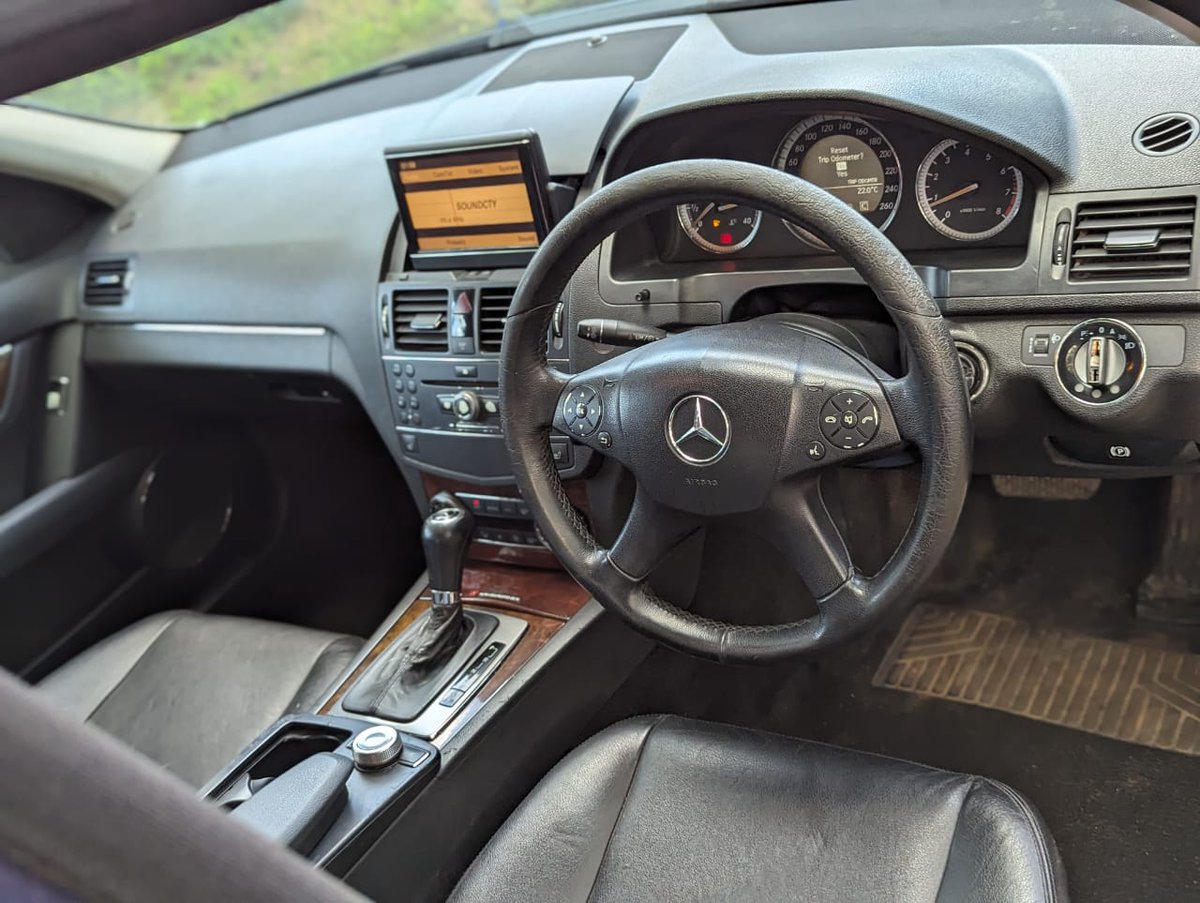 BigJs_Motors's tweet image. 🚨🚨BUY N DRIVE🚨🚨
Mercedes Benz|2007|1800cc|leather seats|super clean |Ksh. 1,299,999/= #BigJsMotors #SpaceYaMagari #BuyNSell