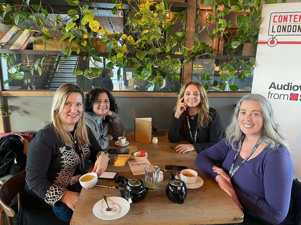 Maria Rua Aguete tweet media