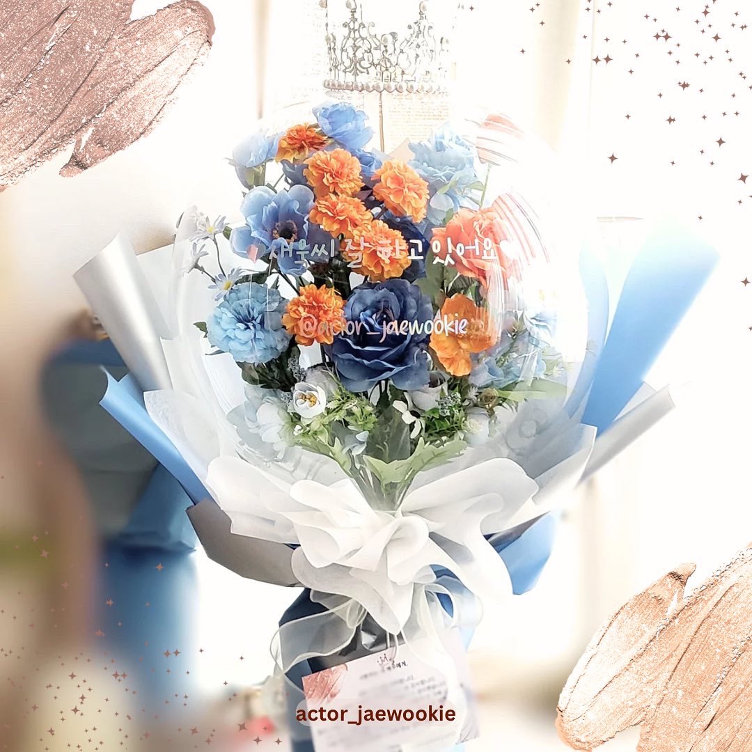 𝑯𝒂𝒑𝒑𝒚 5𝒕𝒉 𝑫𝒆𝒃𝒖𝒕 𝑨𝒏𝒏𝒊𝒗𝒆𝒓𝒔𝒂𝒓𝒚🤍

#LeeJaeWook5thAnniversary 
#이재욱_5주년_축하해 
#이재욱 #LeeJaeWook