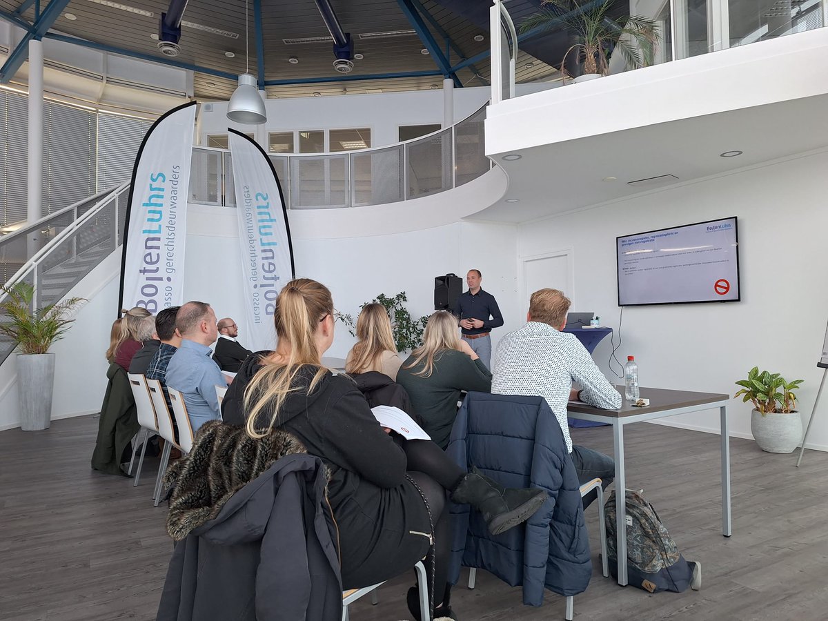Gisteren was de 2e cursusdag voor VvE-beheerders over de ingrijpende wijzigingen die de nieuwe wet Wet Kwaliteit incassodienstverlening op hun bedrijfsvoering zal hebben. Kon u er niet bij zijn? Schrijf u dan hier in voor de online training in jan'24: hubs.la/Q02bvB__0