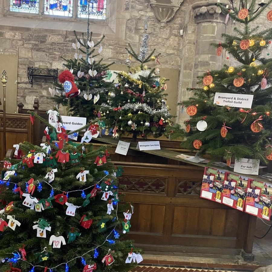 Bromyardtourism's tweet photo. 🎄✨ Experience the magic of Bromyard Christmas Tree Festival! Dec 1-3 at St Peter's Church. Admire stunning trees, celebrate community spirit and join in giving back. Beautiful trees, charity, and holiday joy! 🌲🏆 #BromyardChristmas #FestivalWithAHeart #CommunityCheer https://t.co/zHD3wL9pji