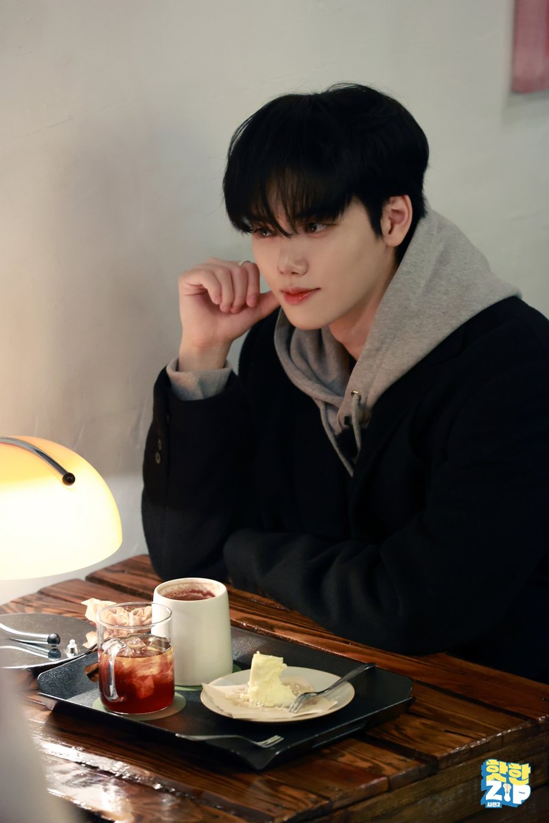 핫한ZIP_2 tweet media