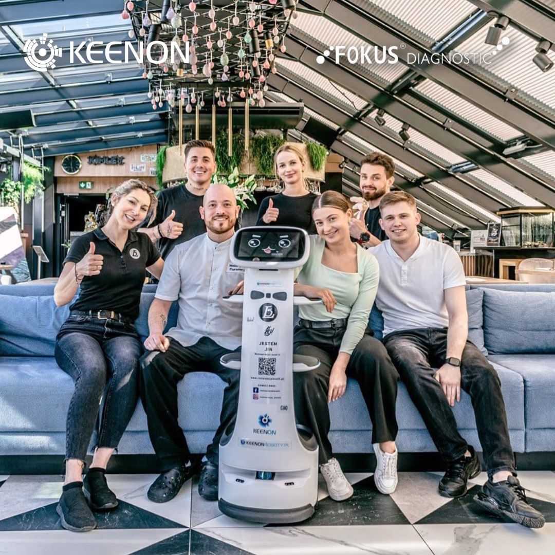 Ready and eager to serve! Our trusty robot is all set to make your dining experience unforgettable. Just a touch away from delivering excellence to your table
#robotdelivery #restaurantrobot #robotichospitality  #roboticcatering #roboticindustry #indonesiarobot #robotservice