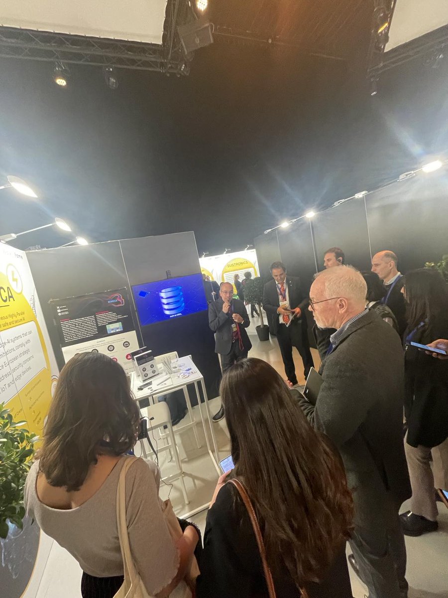 REBECCA KDT JU tweet media