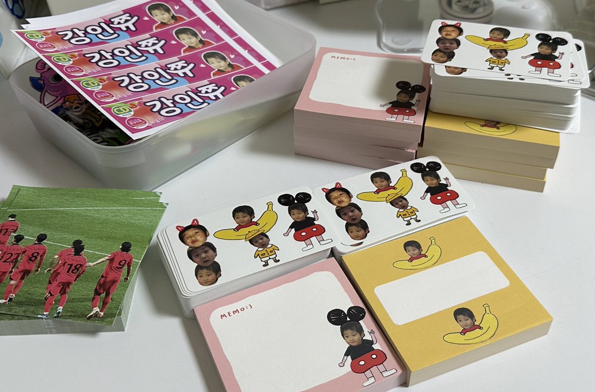 🎅🏻𝗖𝗵𝗿𝗶𝘀𝘁𝗺𝗮𝘀 𝗘𝘃𝗲𝗻𝘁🎅🏻

🗓️(12/1~12/15 .. 20:00까지)
#RT [#RT이벤트]인 만큼 많관부

🎄총 10명 당발, 배송비는 개인부담입니다!!!
🎄강인쮸+띠부실+떡메모지mix+아기강인포카(강인쮸는 색 랜덤으로 나가고 크리스마스버전 강인쮸도 있어 다 랜덤으로 보내드립니다!!)