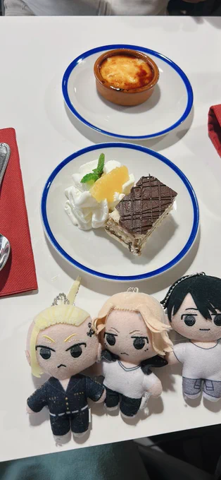 ゆーりおんあいすに出てきたレストランとドマたち