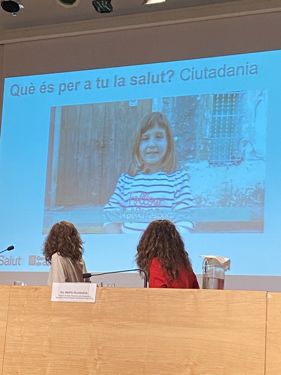 Iniciem la Jornada del Pla de Salut de la regió sanitària de Barcelona, amb vídeos de ciutadans i professionals explicant-nos què és per a ells la Salut. @apicsbcn