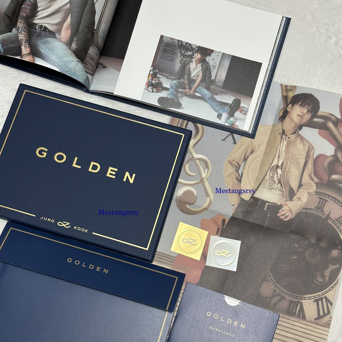 meetang_srsy's tweet photo. เนื่องจากถูกหวยจองกุกกี้ 0️⃣9️⃣7️⃣🐰
แจกอัลบั้ม Golden อัลบั้มเปล่า 3 รางวัล พร้อมจัดส่งให้ฟรี🙌🏻

กติกา รีอย่างเดียวค่า
สุ่มพรุ่งนี้ 20.00 🐰

**ของในบั้มครบทุกอย่างขาดการ์ดกับโปสการ์ดค่า 😚 https://t.co/0iXeBUmjsj