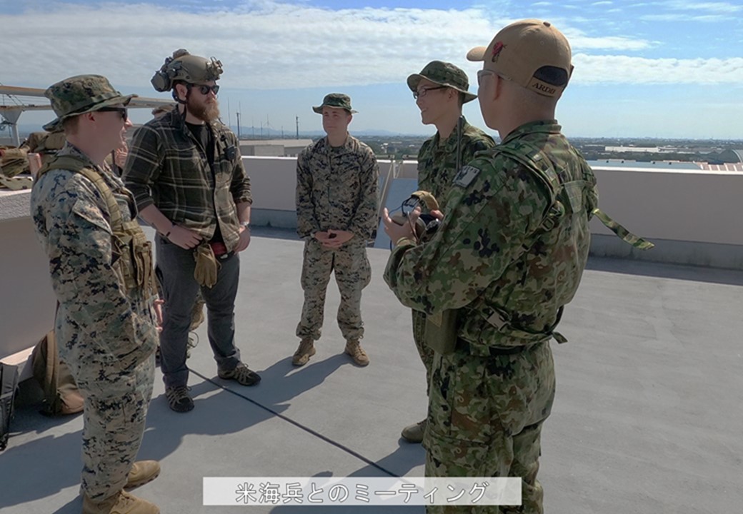 水陸機動団特科大隊火力誘導中隊が、第1戦闘ヘリコプター隊との協同