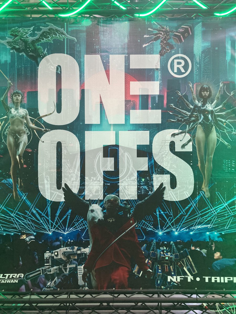 Allenliang0917's tweet photo. 土包子來見見世面 #ONEOFFS https://t.co/TGSkd1U8KI