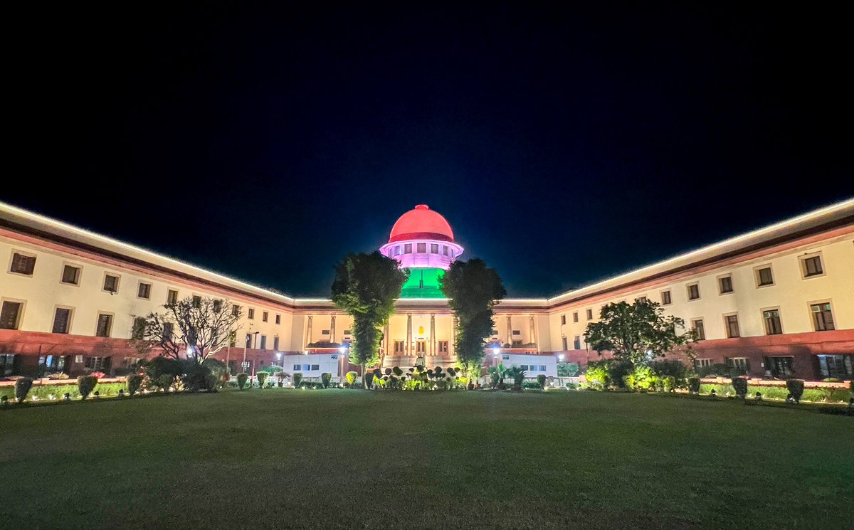 aakarshkamra's tweet photo. Different Perspectives to justice ⚖️ https://t.co/sKIgXXbd2a