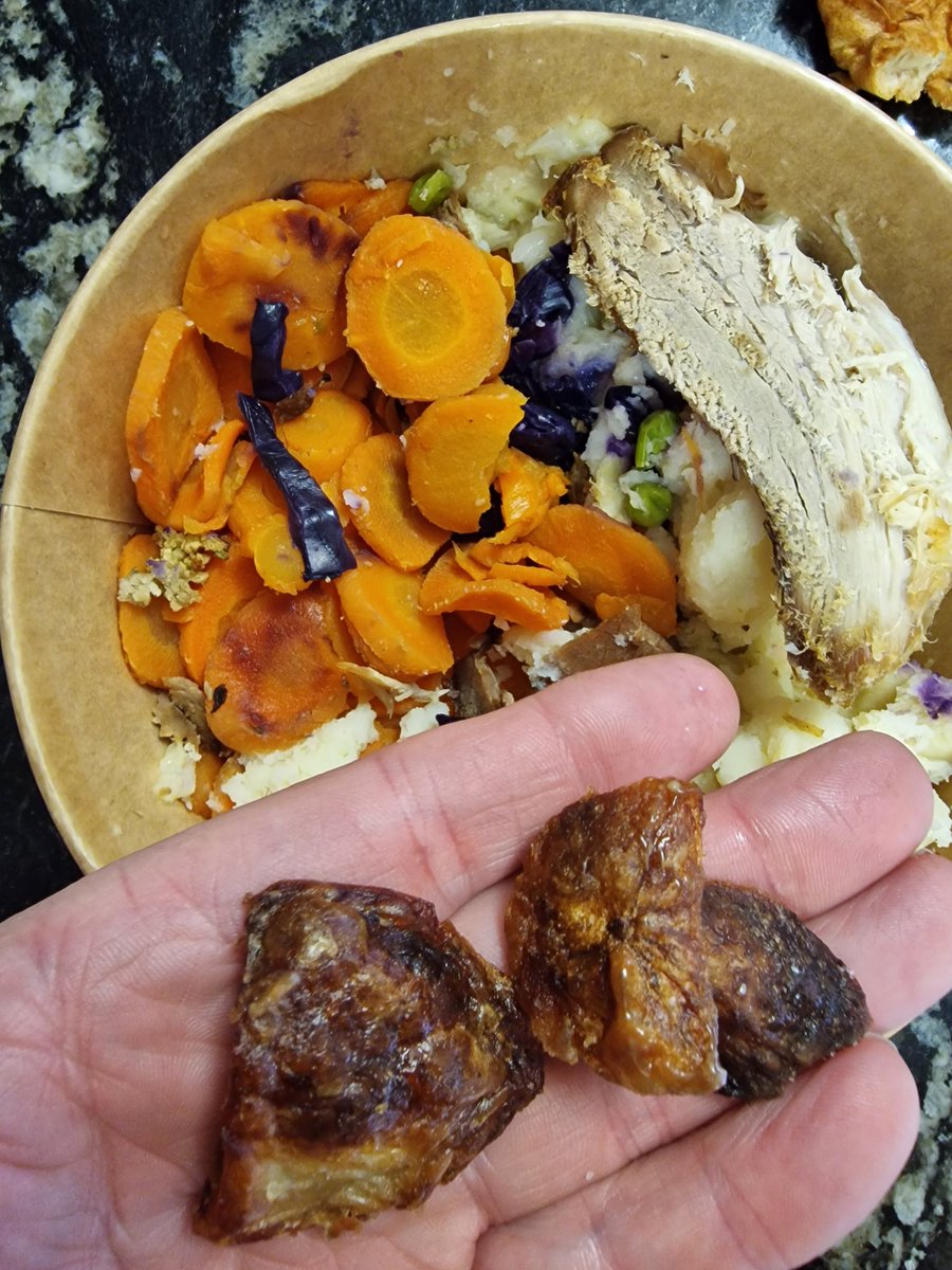 nobbynosis's tweet photo. @tobycarvery So filled out the compliant form and guess what no reply 
Brilliant customer service look at them juicy roasties https://t.co/tlnyt7lhC8