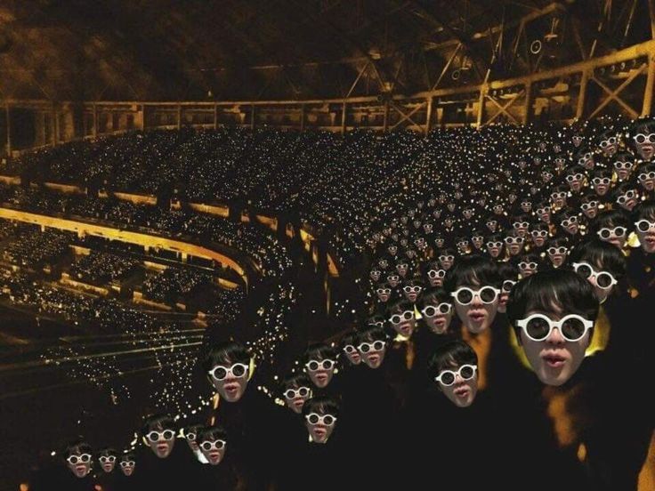inxayn28's tweet photo. armys in 2024 https://t.co/ndiPagdQFZ