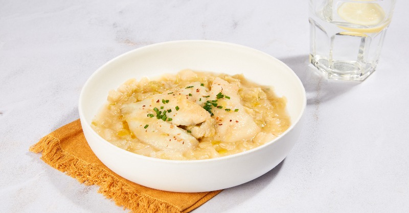menudiet's tweet photo. ¿Quieres comer sano pero no tienes tiempo para ir al súper y cocinar? Pide tus platos caseros y recíbelos a domicilio 🍲 ¡Usa el cupón TWITTER10 y ahorra 10€ en tu 1er pedido! 🎁 Cuídate sin cocinar 🧡