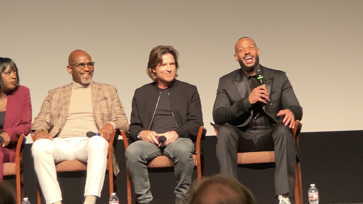 FrontRowFlynn's tweet photo. Fun screening @airmovie, one of the best of 2023, & terrific #qanda w/writ-dir-prod-actor @BenAffleck, fellow @TheAcademy Award-winner @violadavis, @batemanjason, #JuliusTennon, & @MarlonWayans. After, a fun reception. 🎉🥳🍔🥤
Stay tuned to #FrontRowFlynn on YouTube for video! https://t.co/IoSUCy7FYN