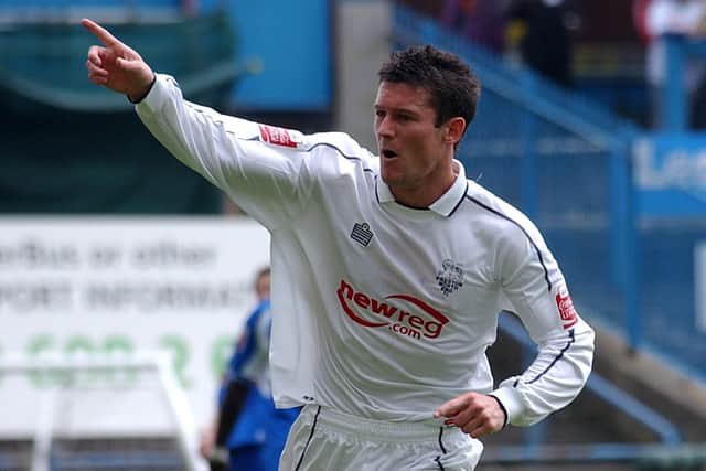 CelebAppearance's tweet photo. Our ex Lilywhites striker DAVID NUGENT is on studio punditry duties for tonightโs live @EFL @SkyFootball @pnefc v @QPR alongside @MichelleOwen7 & @_CSK9 will be wrapping up warm on co commentary from Deepdale โ๏ธ ๐ง ๐ โฝ๏ธ ๐ ๐ฅ ๐ ๐บ #pundit #Cocommentator https://t.co/lFv4fYGaoo