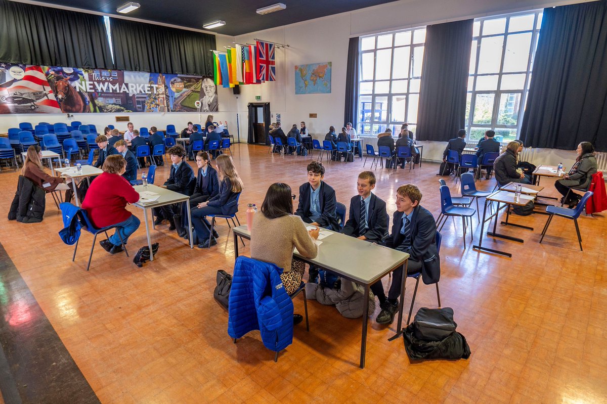 JCCatering_1's tweet image. On Wednesday, our People team at @NewmarketRace attended Speed Networking at the #NewmarketAcademy to share their career path to #JCC

An initiative led by @RacingtoSchool to give students taking business studies in year 10 a chance to speak to individuals from local companies🙌