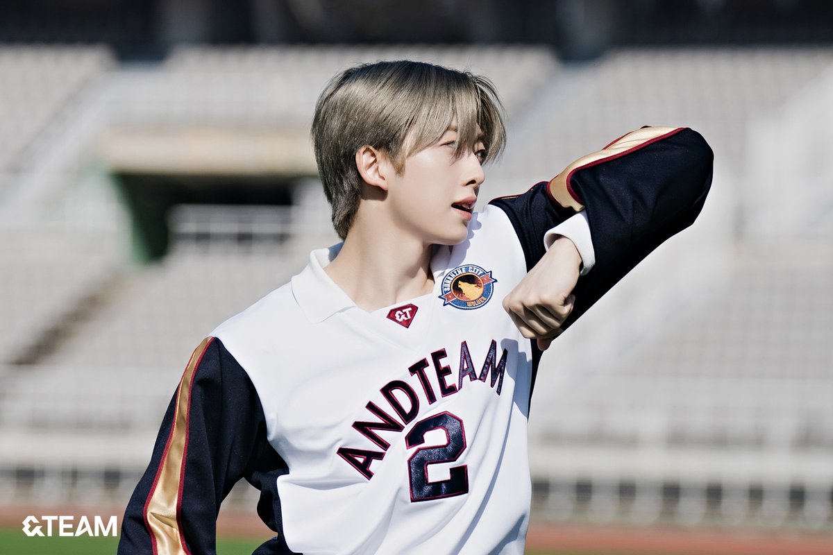 andTEAMofficial's tweet image. &amp;amp;TEAM 'Dropkick' MV Behind Photo

#Dropkick #FirstHowling_NOW
#andTEAM #FUMA