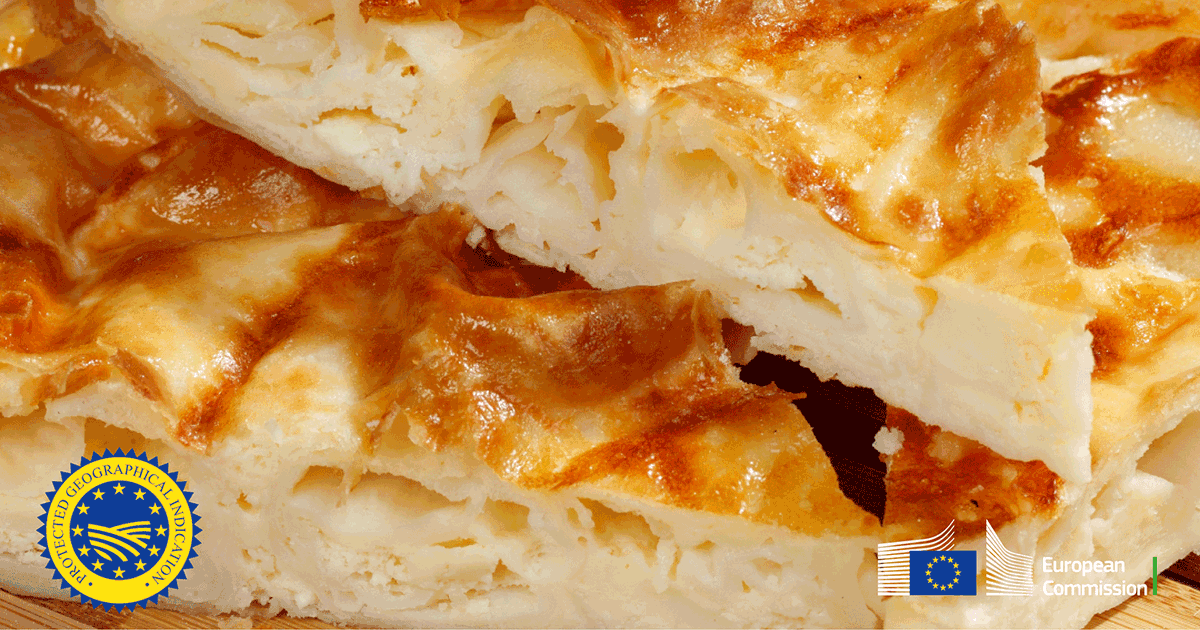 EUAgri's tweet photo. 🇷🇴 La mulți ani, România! 
🇪🇺 Happy national day, Romania!

🥂 Time to celebrate with:

Placinta dobrogeana PGI

Murfatlar PDO

Magiun de Topoloveni PGI 

Discover them all 👇
https://t.co/EY4ZnLgM1R

#EUQuality https://t.co/6y3nKhWULj