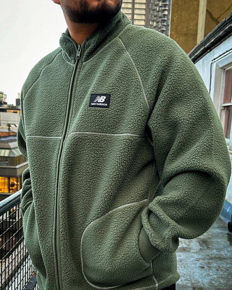 CaminoTV's tweet photo. La veste polaire New Balance Stitch kaki 🍀

Lien affilié : https://t.co/QQgQBfJKe1 (90€) https://t.co/GiKtJ8I0RM