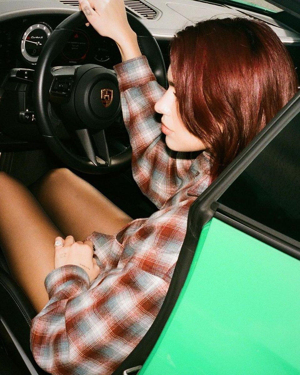 fubiz's tweet photo. @dualipa Embarks on a Thrilling Ride as the Newest @porsche Ambassador. A Perfect Fusion of Style and Speed 🚗💫
#DuaLipa #PorscheAmbassador #PowerAndElegance #PorscheJourney #StyleAndSpeed https://t.co/j8dTZDcHfs