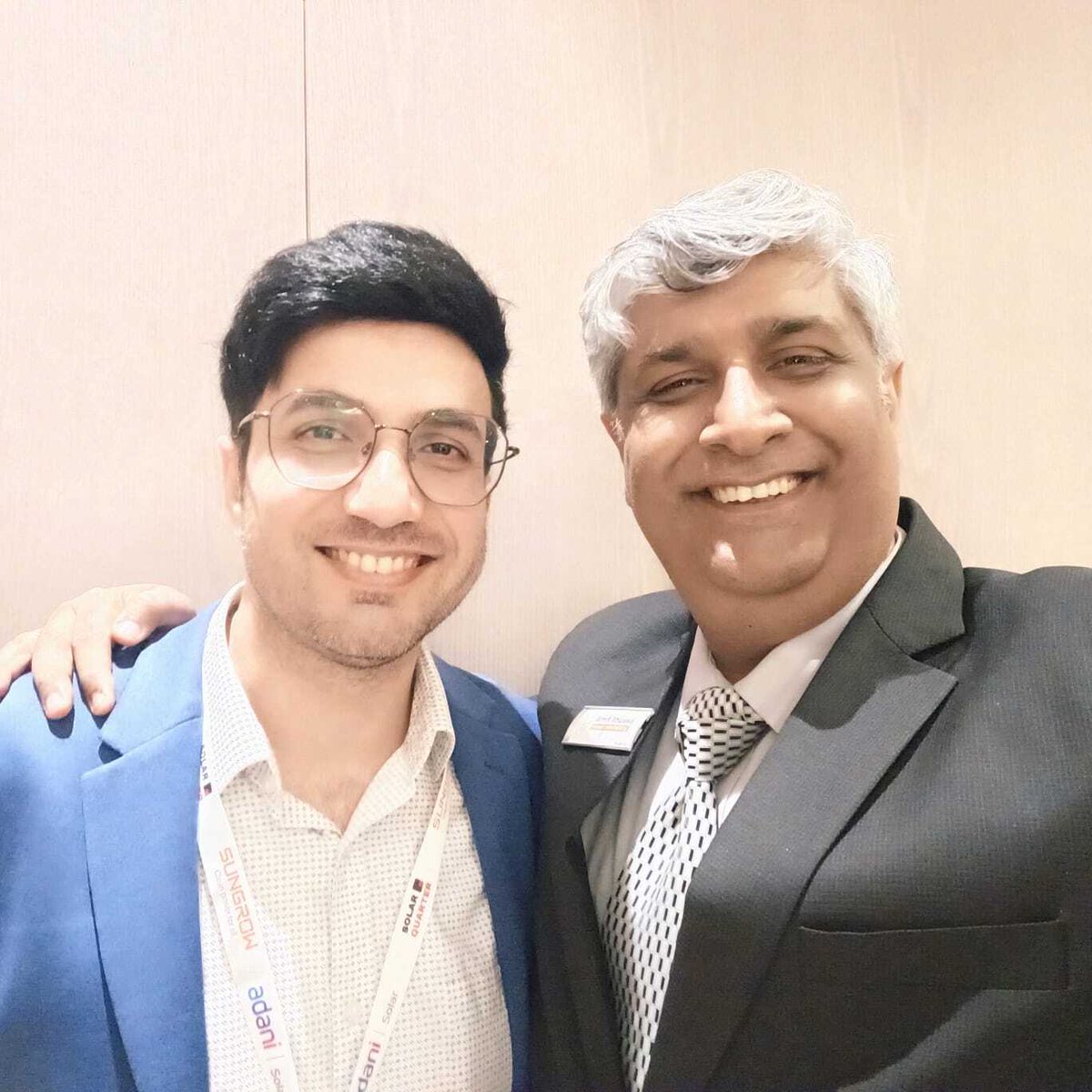 amitthussu's tweet image. #Selfietime at #SolarQuarter Gujarat business meet.
It was a pleasure meeting all the people.