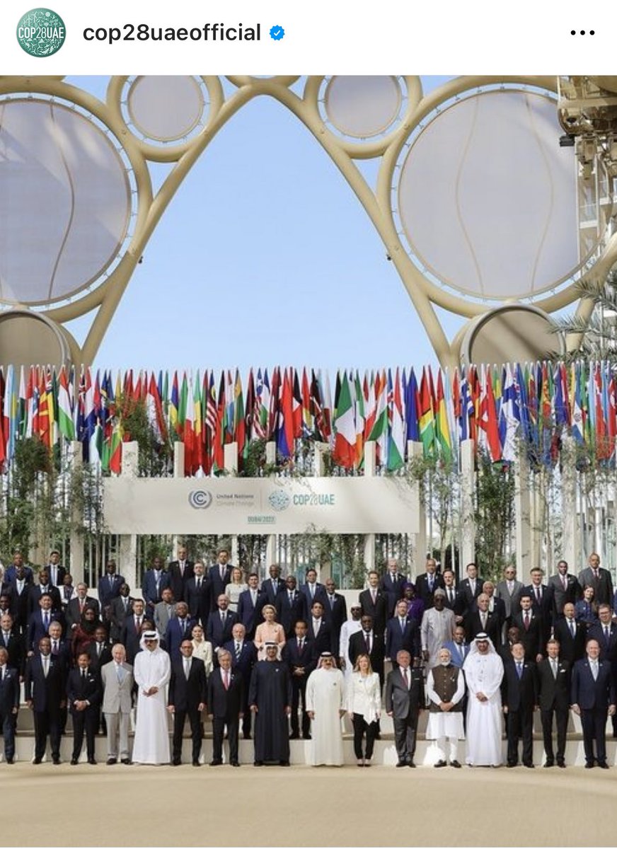 dehdemari's tweet photo. How many women were present in the official picture of political leaders at COP28? 
#COP28  #genderequality #brazil https://t.co/NZhY74eKPT