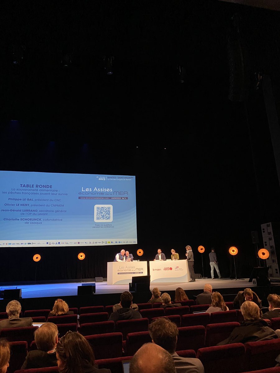 pecheur2point0's tweet photo. Aux @AssisesdelaMer #Nantes c’est avec grand plaisir que j’ai participé au débat sur la #souveraineté alimentaire, véritable enjeu pour notre filière #peche #pechedurable https://t.co/LV4UlufmJv