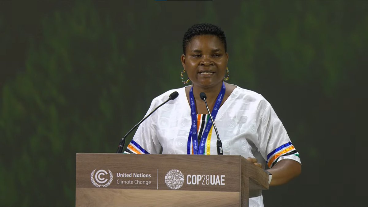 HAPPENING at #COP28📍Waha Theatre @elizabethnsima, #WFO Board Member & President of @EAFFinfo, brings the voice of #Farmers👩‍🌾👨‍🌾 in her keynote address at the #WorldClimateActionSummit. Don't miss it!📺youtube.com/watch?v=g6M787… #Farmers4Climate #FarmersInAction #COP28