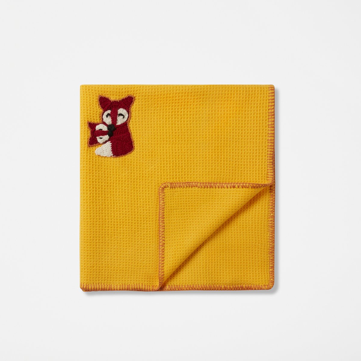 PurestCashmere's tweet photo. 👶✨ Surprise yourself with our new premium baby cashmere blankets, with a honeycomb design and hand-crocheted small animals. Crafted for softness and warmth, they're perfect for your little one! 💕🌟 Shop online at https://t.co/fxfyme4ji1  🛍️

#BabyBlankets #Baby #Cashmere https://t.co/lA81ryxwDz