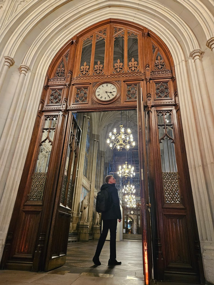 I've finally visited downing street.
Had a great day out in London, was privilaged to be invited to the Downing Street Festive Market and watch a sitting in the House of Lords. As someone studying politics for ALevel this was surreal in the least.