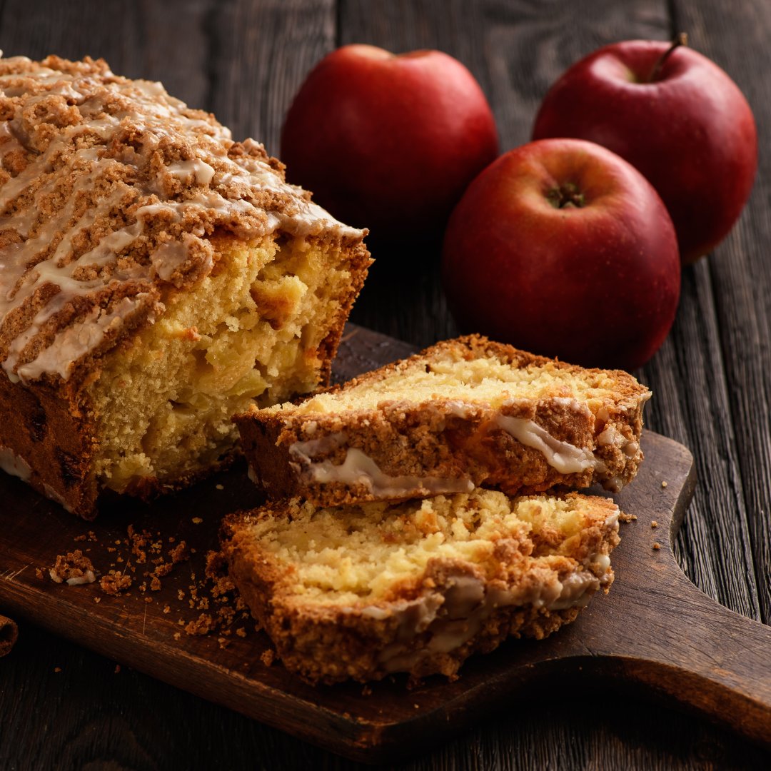 bestbakingtips's tweet image. Start your day on a wholesome note with this Apple Oatmeal Breakfast Bread! 🍎🍞 A delicious blend of nourishment and flavor. 

Click the full recipe: tinyurl.com/ynjo8eho 

#BreakfastBread #OatmealGoodness #BakeWithLove
