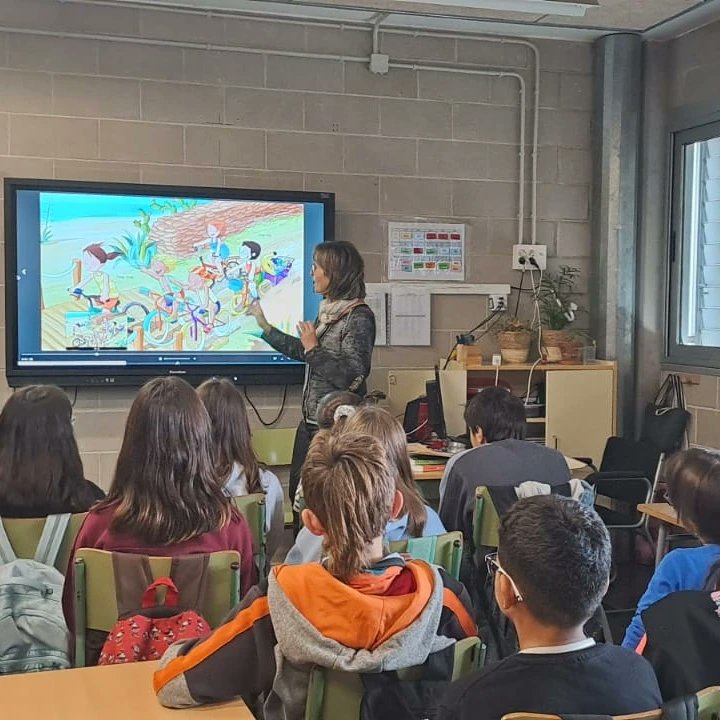 Des de l'escola treballem per la tolerància zero als abusos sexuals infantils! Gràcies a "La bicicleta de la Lola" per parlar el tema amb aquesta sinceritat.
#unitspereducar #toleranciazero