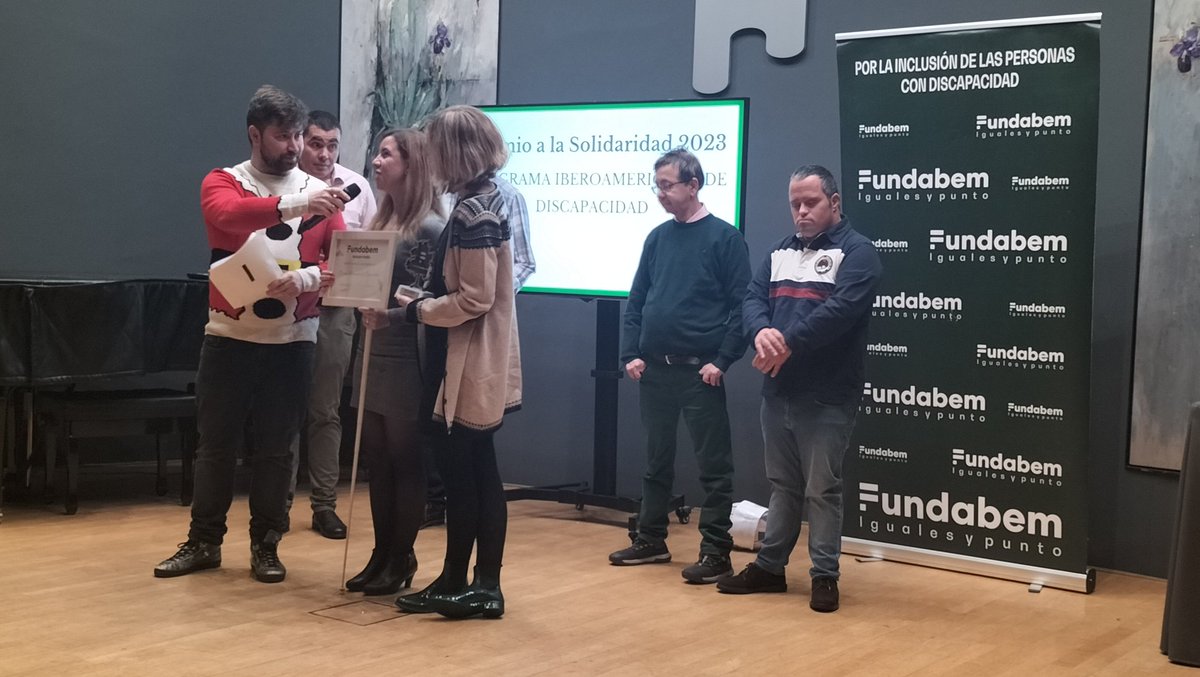 Contentos de poder compartir que hemos recibido el Premio a la Solidaridad 2023 de <a href="/fundabem_avila/">Fundabem</a>