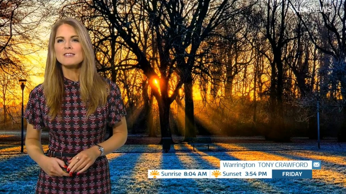 Thank you <a href="/GranadaReports/">ITV Granada Reports</a> Weather team, for showing my Warrington Frosty morning photo on Thursday 30 November 2023. #frostymorning #sunrise