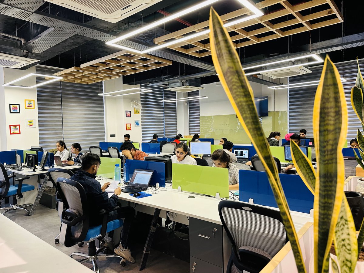 DesignersX's tweet photo. Our office space is more than just a place to work. It's an extension of our brand and a reflection of our values. 

#ITCompany #OfficeSpace #BrandIdentity #CompanyCulture #CompanyValues #TechOffice #ModernOffice #designersx #December2023 #Animal #30億ルフィWANTED https://t.co/Fb34vGmql7