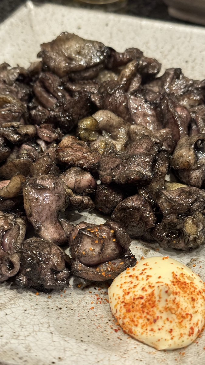 sau_coc's tweet photo. 黒豚と鶏は必食です(´౿`) https://t.co/QCPhPiuZrp