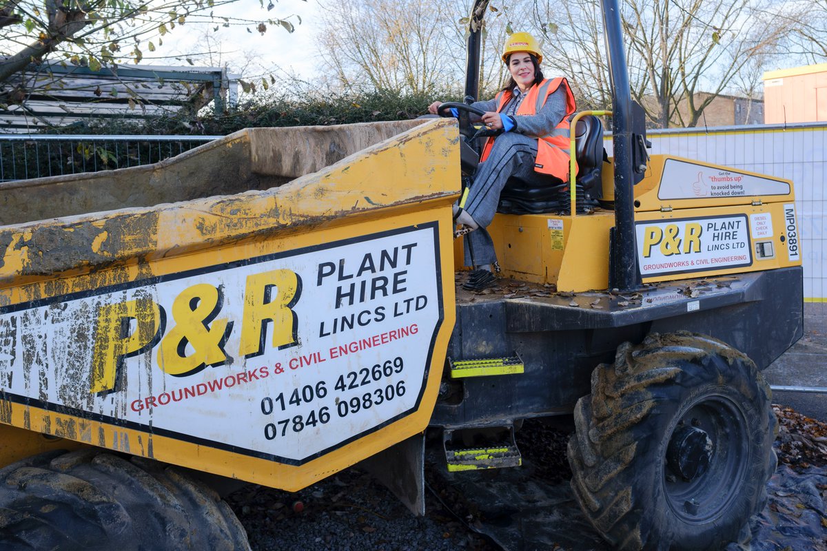 AlmaMcGonigle's tweet photo. Construction is officially underway at NOVA👷♀️🦺🚜
Partnership with Edge and Lindum with exceptional design, surveying, project management
Joined by CEO, Deputy Mayor & School Council - future STEM careers
DRIVING Teaching & Learning AM⭐️
Driving dumper trucks PM🚀
#STEMinspired https://t.co/0VBqdN9dO8