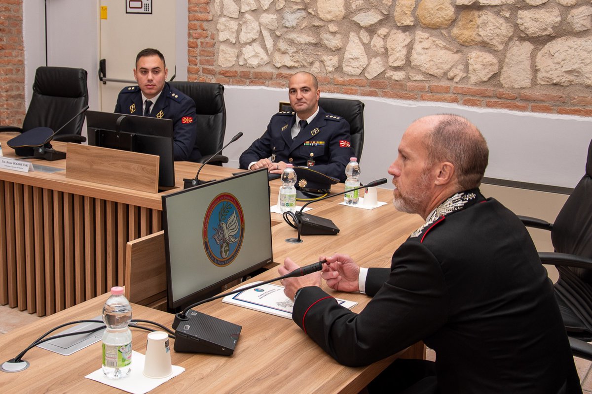 _CoESPU_'s tweet photo. Glad 2 provide the #CoESPU’s view & know-how to the Workshop in favor of 🇲🇰 Military Police personnel, with the aim 2 share best practices & address #StabilityPolicing related challenges with a focus on Public Order services.
#StrongerTogether #StabilityPolicing4Peace #SPOpenClub https://t.co/OTR79bY9pd