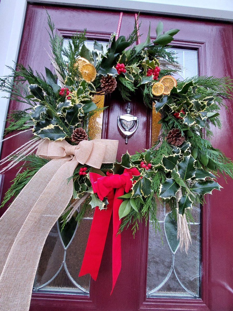 My hands are a little sorry for themselves this morning, but I think it was worth it. Not normally one to go Christmassy this early. Events have landed such, so I'm embracing it.