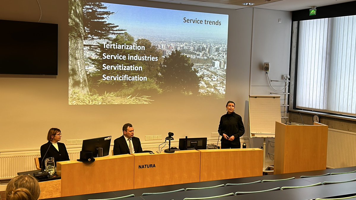 🤞 to @europeanforest colleague Päivi Pelli for defending her PhD on Service trends challenge the forest-based sector organizations to rethink their roles in the evolving bioeconomy at @UniEastFinland