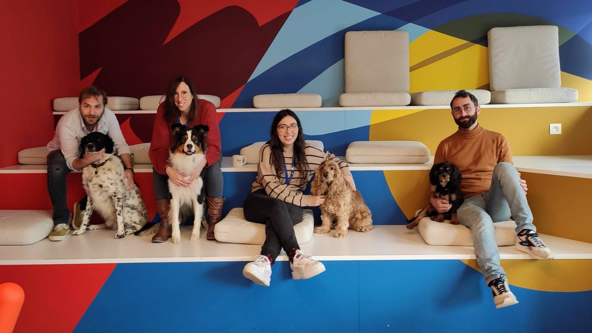 Aujourd'hui, c'est Pet Day à Nantes !🐶

4 de nos collaborateurs sont venus accompagnés de leurs amis à poils longs pour cette journée ! 

Il est connu que la présence d'animaux peut permettre,  de diminuer le stress, améliorer le bien-être mental et renforce l'esprit d'équipe !