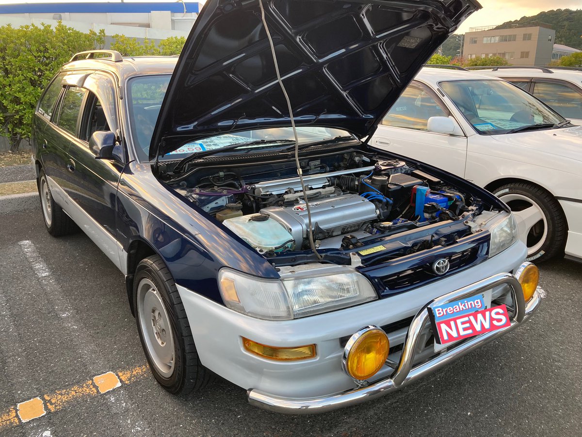 NeoPc356's tweet photo. 大変申し訳ございませんお客様…

カローラワゴンの4WDグレードに4AGの設定無いんですよ…

と言われて、オーナーさん自ら自力で載せてしまった4WDカローラワゴン4AG

4AG＋4WDなんて世界に1台だけだと思う😗

しかも当時ナンバーw https://t.co/5KPeLpVEVn
