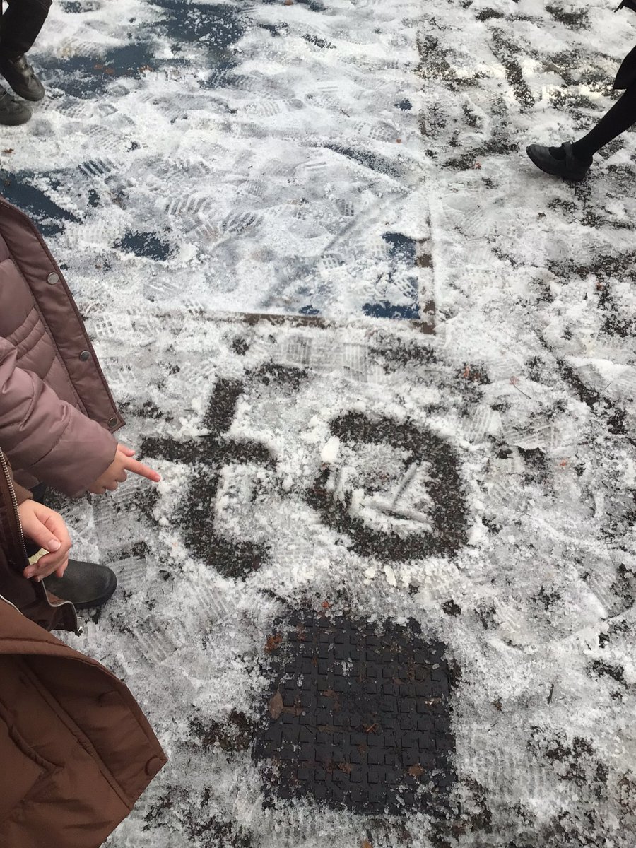 🦁 and 🐯 reading tricky words in the snow this morning. <a href="/LettersSounds/">Little Wandle Letters and Sounds Revised</a> #BraeburnEYFS #BraeburnEnglish